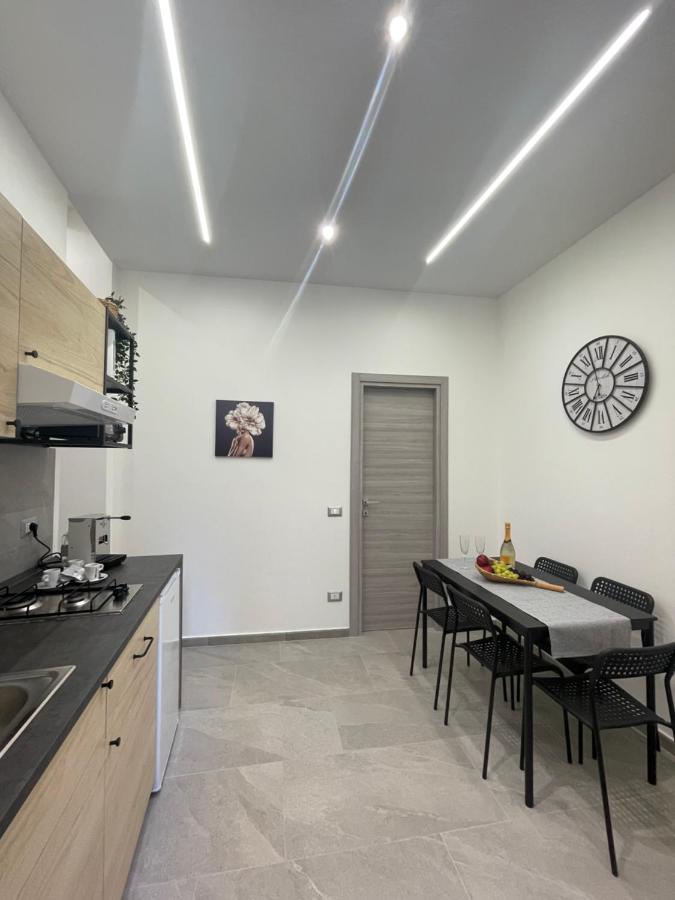 Il Vicolo Di Paola Apartman Catania-Fontanarossai nemzetközi repülőtér Kültér fotó