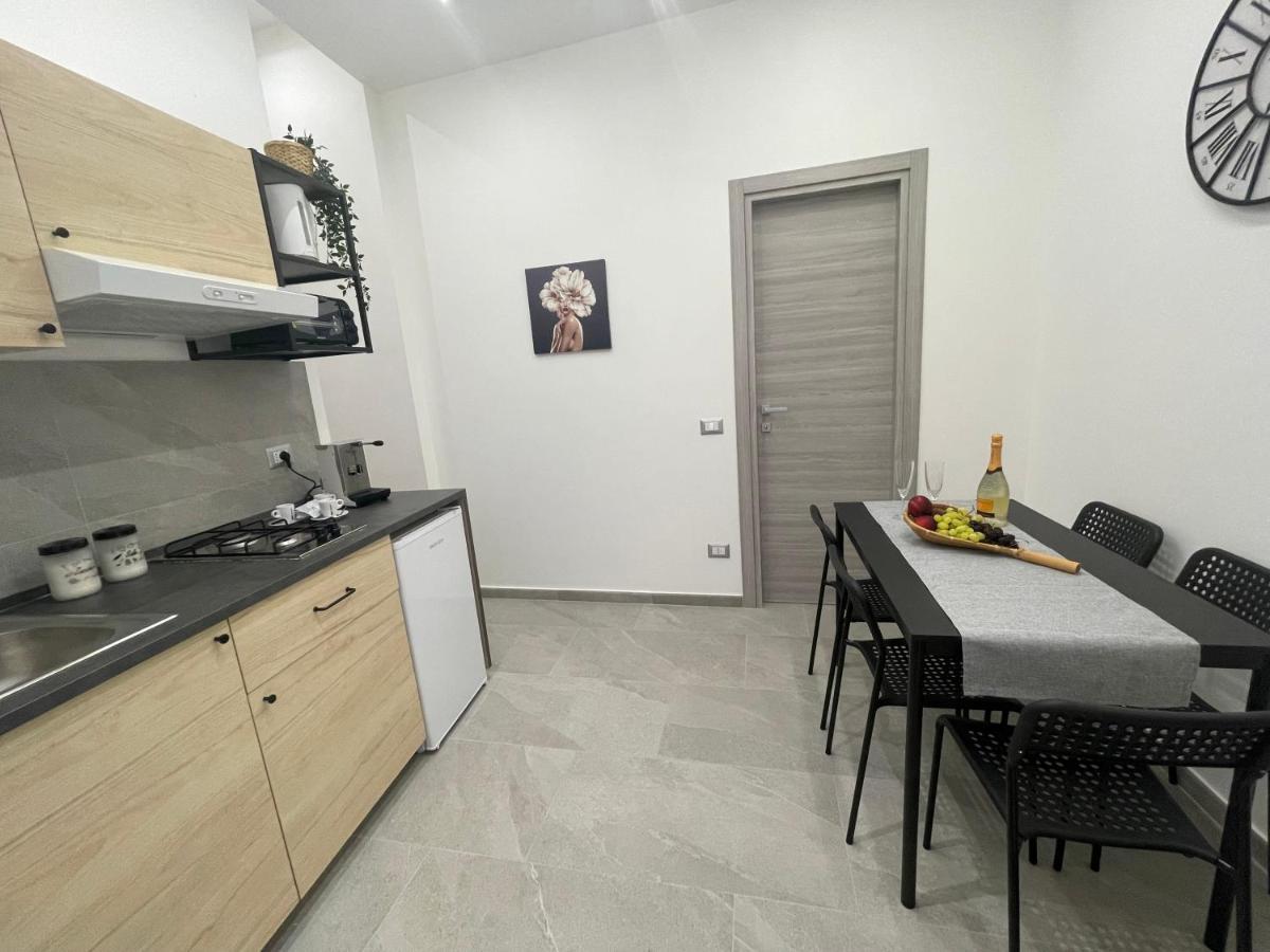Il Vicolo Di Paola Apartman Catania-Fontanarossai nemzetközi repülőtér Kültér fotó